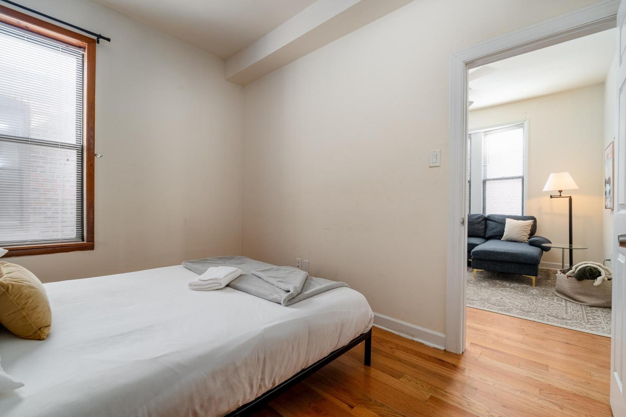 Ukrainian Village 2Br Modern Apartment D2 Чикаго Экстерьер фото