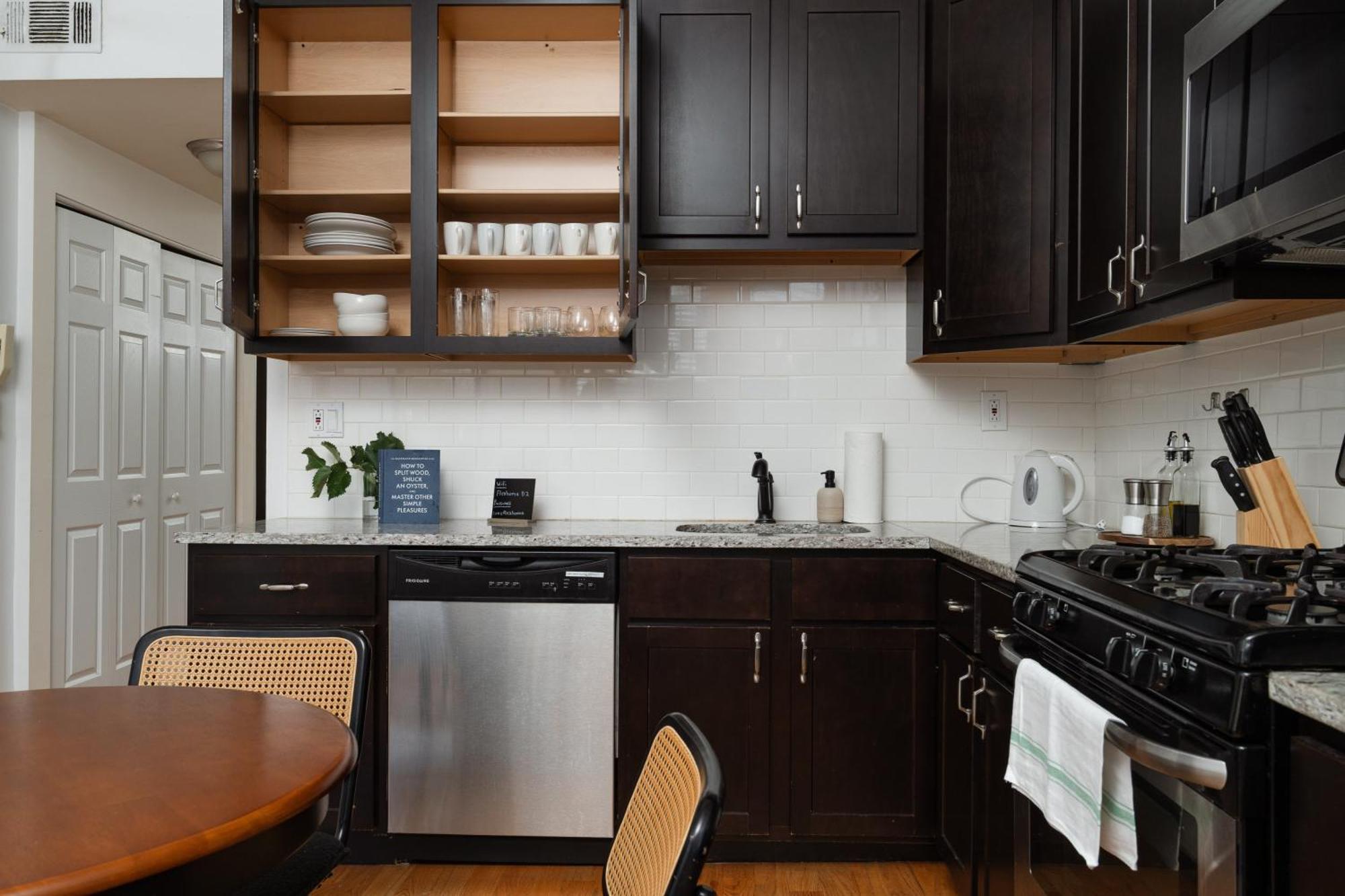 Ukrainian Village 2Br Modern Apartment D2 Чикаго Экстерьер фото